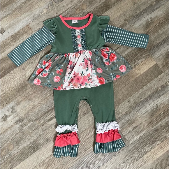 Other - Girls Boutique Outfit. Excellent condition. Size 18-24months